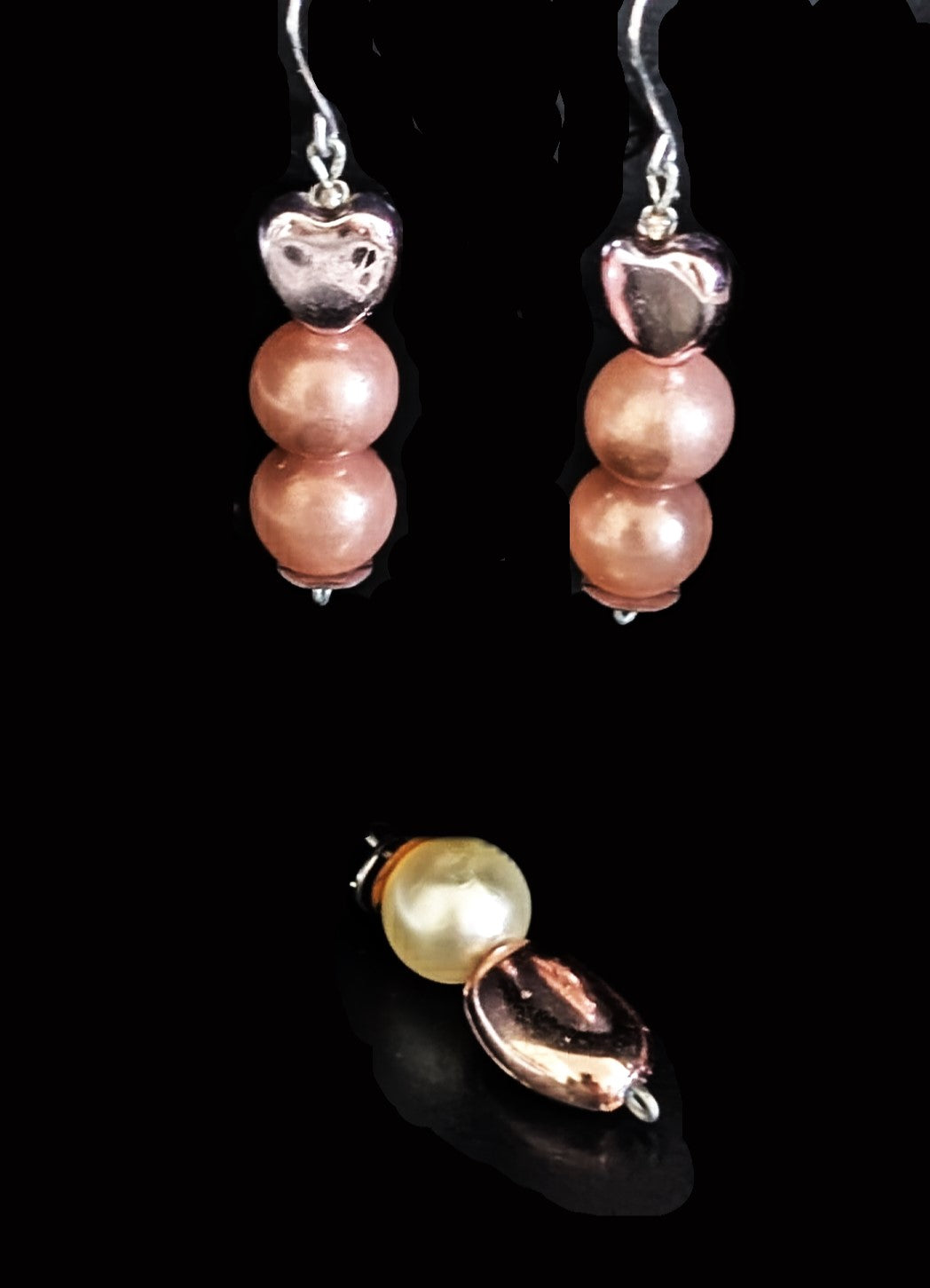 Rosa Perlenohrringe mit Anhänger