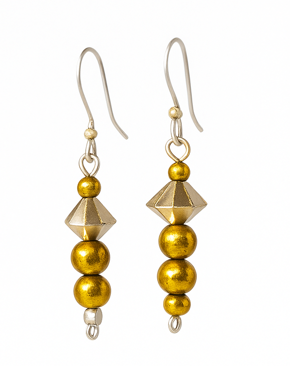 Dreier Goldperlen Ohrringe