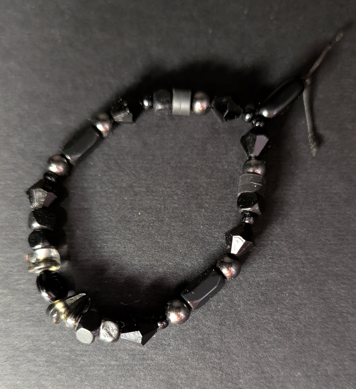 Schwarze Steine Armband
