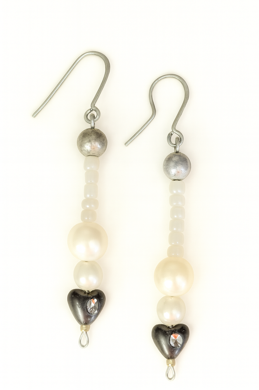 Schwarzes Herz Ohrringe